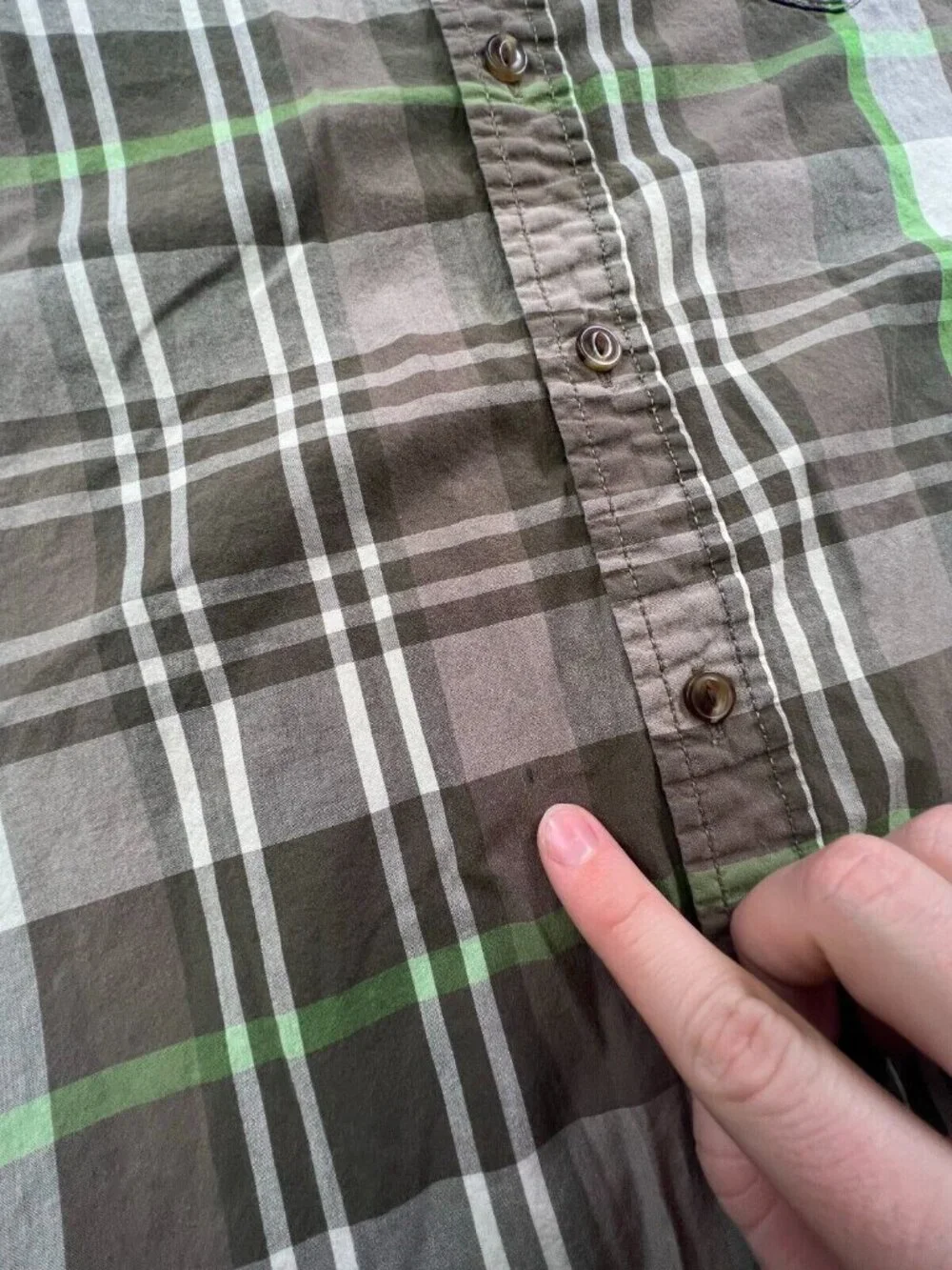 The North Face Button Up Shirt Men’s Small Gray Green Plaid Casual Short Sleeve